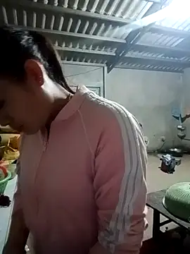 l kiss online show from 3, 3, 2026