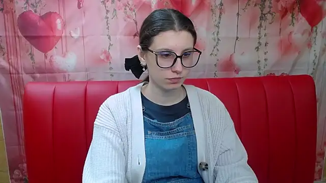 Snapshot of LilianaShine chatting on 21, 2, 2026 LilianaShine online show from 21, 2, 2026