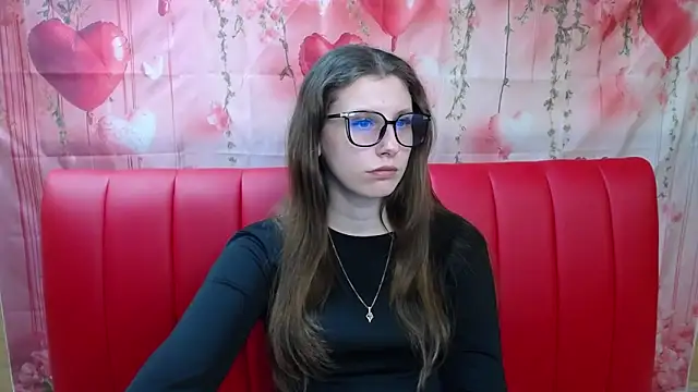 LilianaShine online show from 10, 3, 2026