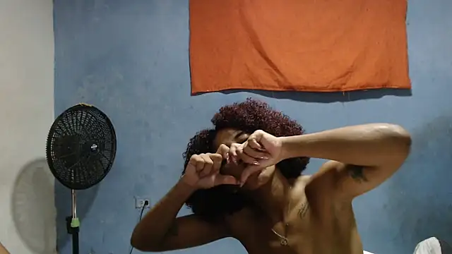 Snapshot of mamacitasxxx chatting on 13, 2, 2026 mamacitasxxx online show from 13, 2, 2026