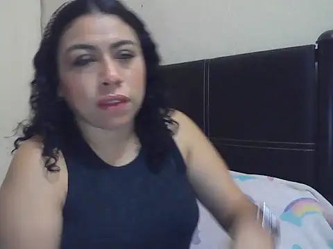 Snapshot of DalilahMx chatting on 9, 6, 2026 DalilahMx online show from 9, 6, 2026