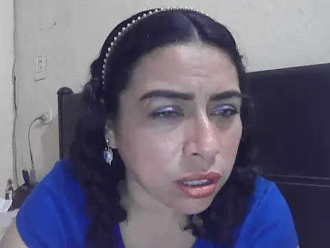 Snapshot of DalilahMx chatting on 23, 7, 2026 DalilahMx online show from 23, 7, 2026