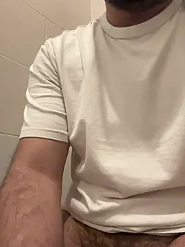 latinocalientehot online show from 15, 4, 2026