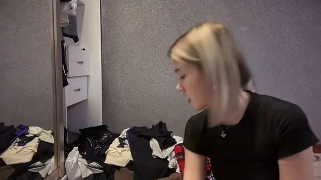 lilXdomiii online show from 18, 2, 2026