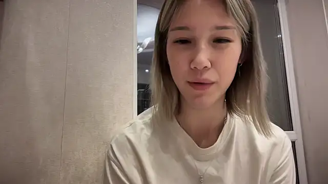 lilXdomiii online show from 12, 4, 2026