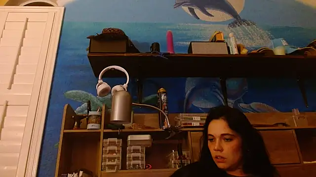 Snapshot of ahungkittykat chatting on 8, 4, 2026 ahungkittykat online show from 8, 4, 2026