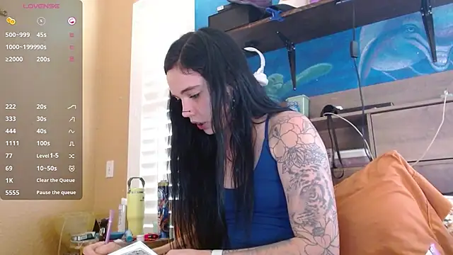 Snapshot of ahungkittykat chatting on 21, 4, 2026 ahungkittykat online show from 21, 4, 2026