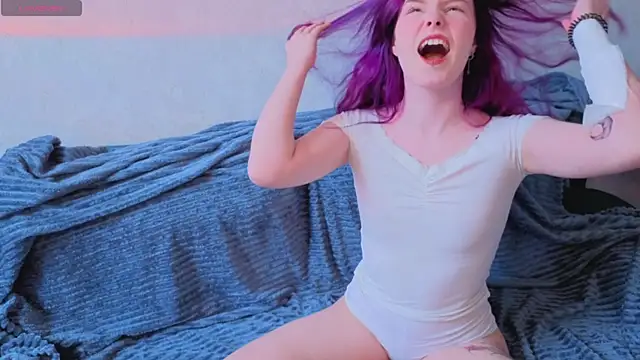 Julia Anis online show from 24, 3, 2026