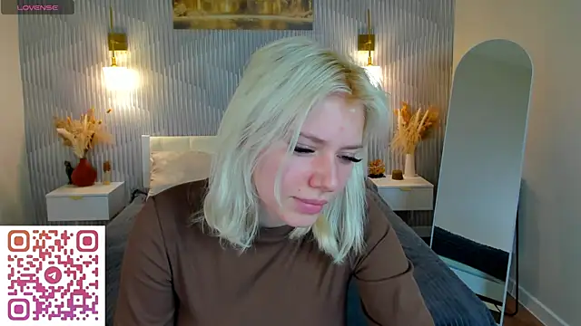 Snapshot of Kate_Krose chatting on 15, 4, 2026 Kate Krose online show from 15, 4, 2026