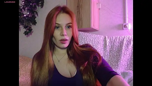 kelly love 222 online show from 19, 4, 2026