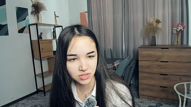 Snapshot of AvantgardAlone chatting on 11, 2, 2026 AvantgardAlone online show from 11, 2, 2026