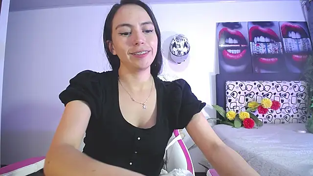 Snapshot of lika_little0 chatting on 6, 5, 2026 lika little0 online show from 6, 5, 2026
