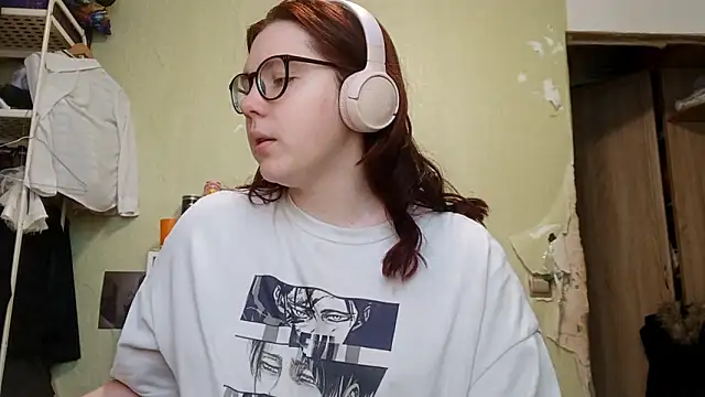 Snapshot of VannessaDillenbeck chatting on 9, 2, 2026 VannessaDillenbeck online show from 9, 2, 2026