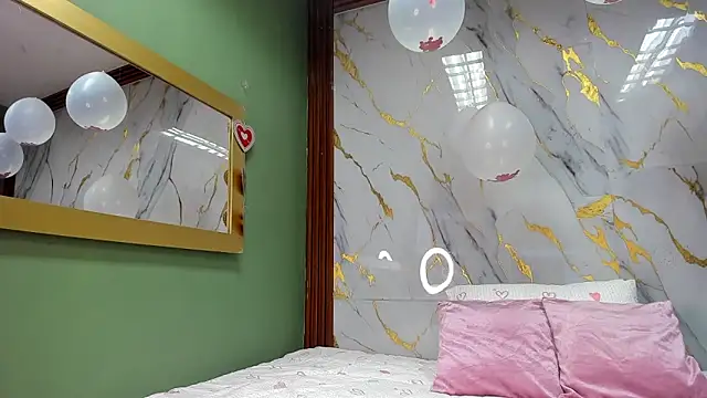 Amanda Rossi online show from 24, 2, 2026