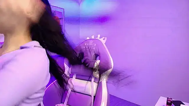 Snapshot of Maddie_T18 chatting on 10, 2, 2026 Maddie T18 online show from 10, 2, 2026