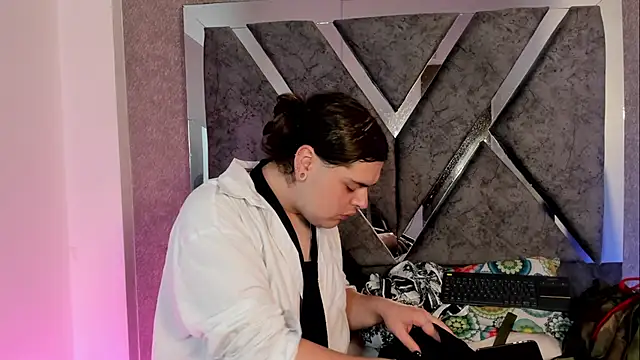 leenox nexus online show from 11, 2, 2026