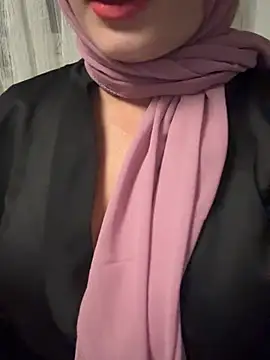 -pinkladyy- online show from 8, 7, 2026