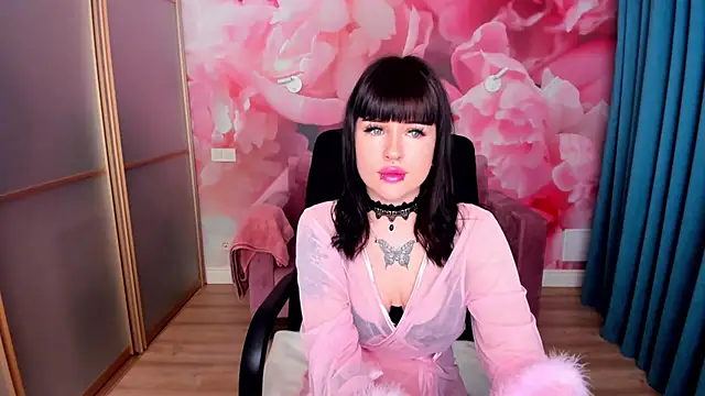 LuxSiren online show from 23, 2, 2026