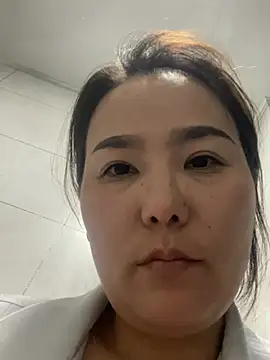 Snapshot of Youyou_12 chatting on 1, 2, 2026 Youyou 12 online show from 1, 2, 2026