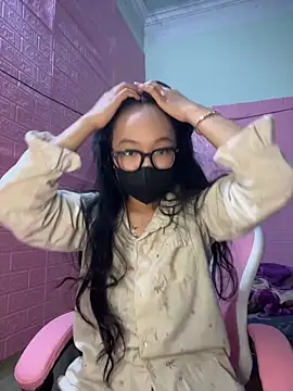 Leeeiuu online show from 23, 2, 2026