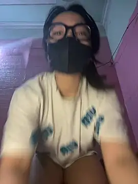 Leeeiuu online show from 1, 3, 2026