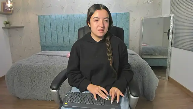 Tara Parker online show from 24, 2, 2026