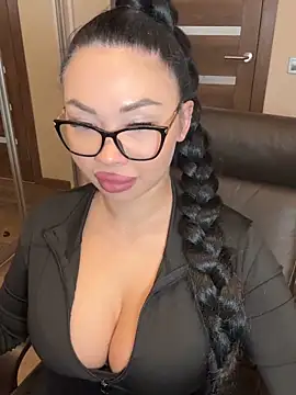 LadyDaaamn online show from 11, 2, 2026