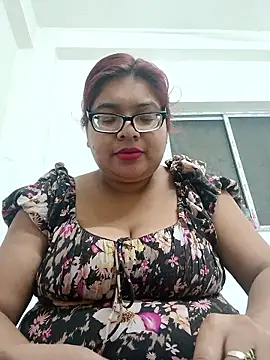 Elie Hallway online show from 5, 2, 2026