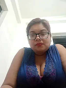 Snapshot of Elie_Hallway chatting on 25, 7, 2026 Elie Hallway online show from 25, 7, 2026
