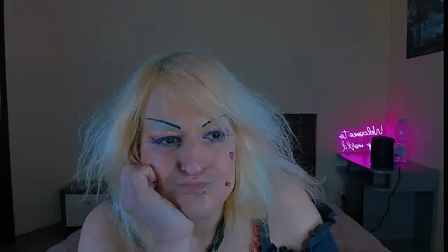 hannah kitty punk online show from 11, 4, 2026