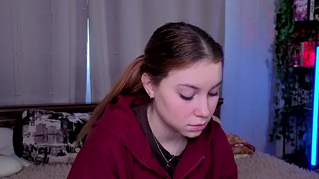 JadwigaTagliavia online show from 6, 2, 2026