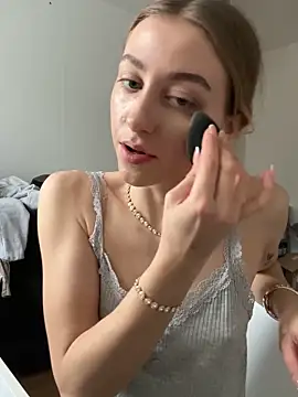 romyxxs online show from 9, 2, 2026