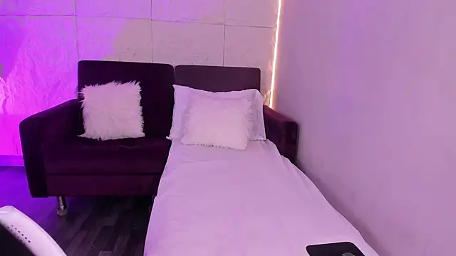 Snapshot of Yalezka_ chatting on 16, 2, 2026 Yalezka online show from 16, 2, 2026