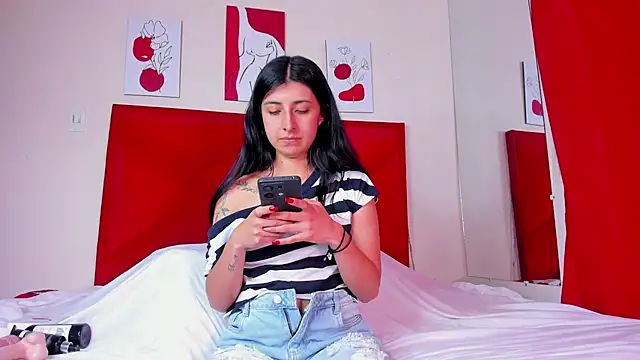 Snapshot of EmmaWilliamss4 chatting on 3, 2, 2026 EmmaWilliamss4 online show from 3, 2, 2026