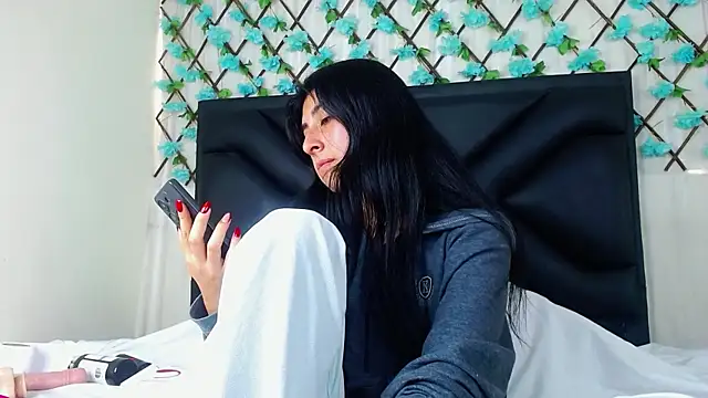 Snapshot of EmmaWilliamss4 chatting on 9, 2, 2026 EmmaWilliamss4 online show from 9, 2, 2026