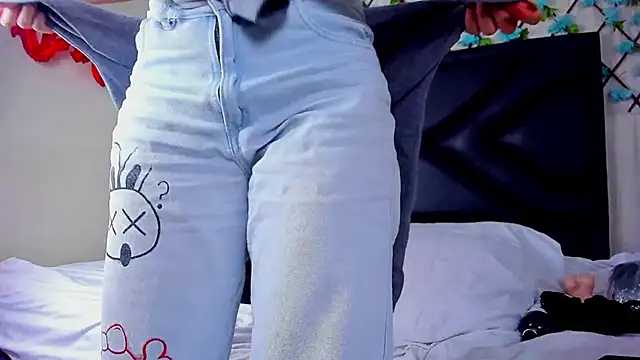 Snapshot of EmmaWilliamss4 chatting on 23, 2, 2026 EmmaWilliamss4 online show from 23, 2, 2026