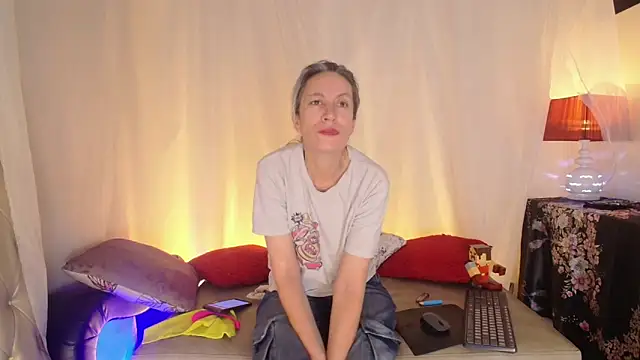 Snapshot of laurasofia45 chatting on 14, 6, 2026 laurasofia45 online show from 14, 6, 2026