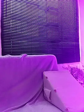 Eva Err online show from 15, 4, 2026