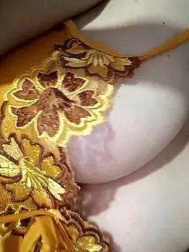 Hana-lovee online show from 2, 2, 2026