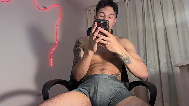 rafael stone11 online show from 11, 4, 2026