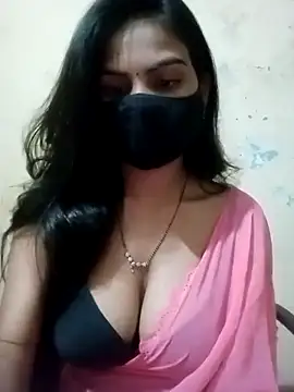 Snapshot of BomBabe chatting on 28, 4, 2026 BomBabe online show from 28, 4, 2026