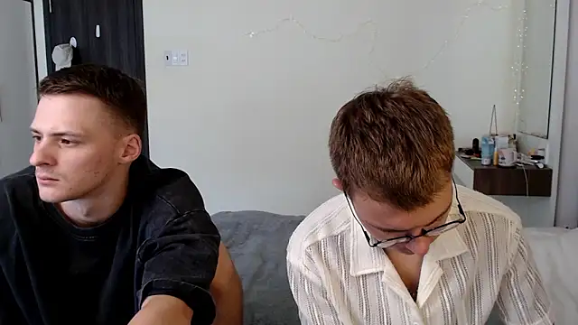 Snapshot of NikiKerryCum chatting on 22, 5, 2026 NikiKerryCum online show from 22, 5, 2026