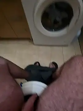 Snapshot of Heyyo3 chatting on 8, 2, 2026 Heyyo3 online show from 8, 2, 2026