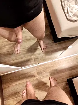 latya111 online show from 23, 4, 2026