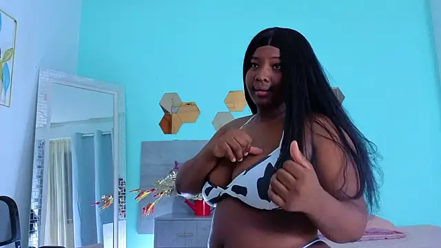 Snapshot of DanielaGil7 chatting on 4, 2, 2026 DanielaGil7 online show from 4, 2, 2026