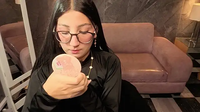 Snapshot of Sophie_jones_b chatting on 18, 2, 2026 Sophie jones b online show from 18, 2, 2026