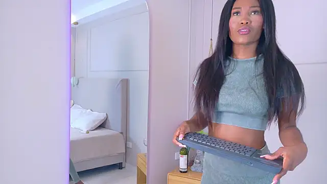 Snapshot of JosselynBrown chatting on 14, 3, 2026 JosselynBrown online show from 14, 3, 2026