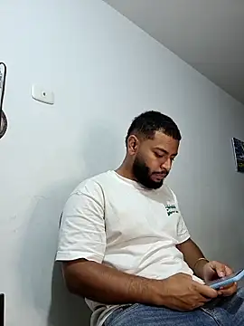 KLEYTON33 online show from 3, 3, 2026