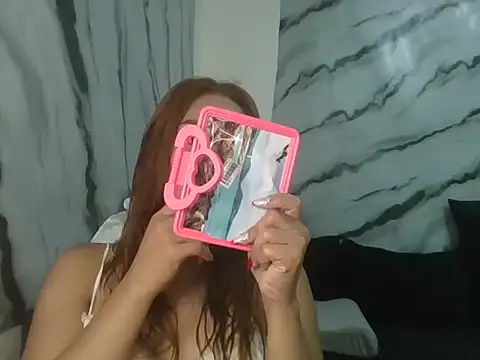 Rhieanne online show from 16, 4, 2026