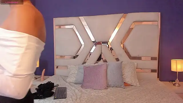 Snapshot of Sara_Evaanns chatting on 12, 2, 2026 Sara Evaanns online show from 12, 2, 2026